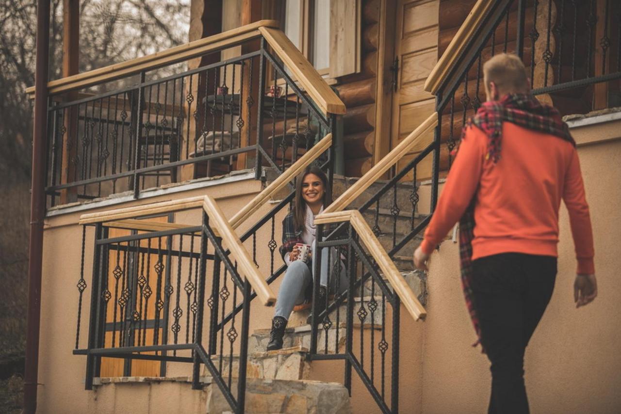 Apartmani Žuti Leptir Vrdnik Exterior foto